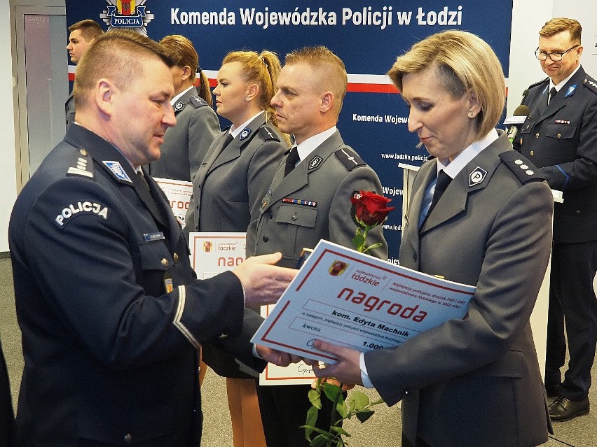 Nagrodzono najlepszych policjantów i strażaków. Co dostali?