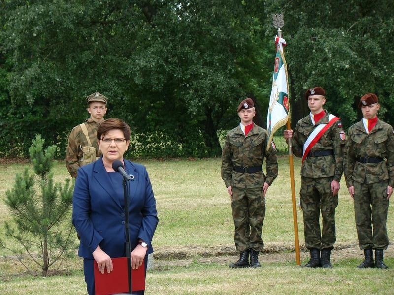 Uroczystości 77. rocznicy pierwszego transportu Polaków do niemieckiego obozu Auschwitz 