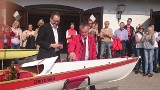 Prezydent Ostrołęki ojcem chrzestnym... łodzi (zdjęcia)
