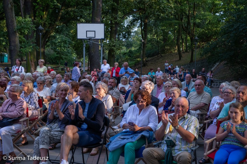 COOLturalne wakacje w Stargardzie. "Warszawskie dzieci", "Siekiera, motyka", "Warszawo ma"... Koncert na rocznicę powstania warszawskiego