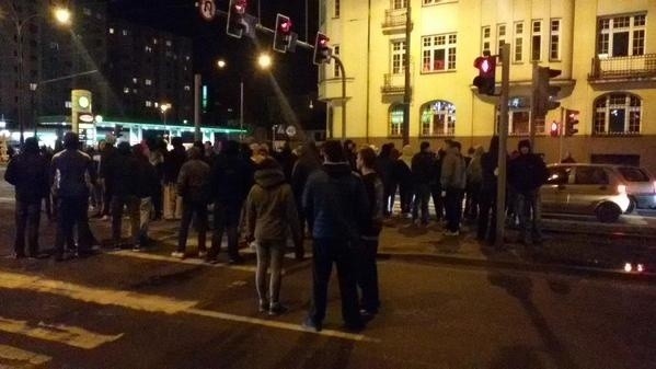 Po śmierci 23-latka w okolicach Komendy Miejskiej Policji w Sosnowcu wybuchły zamieszki