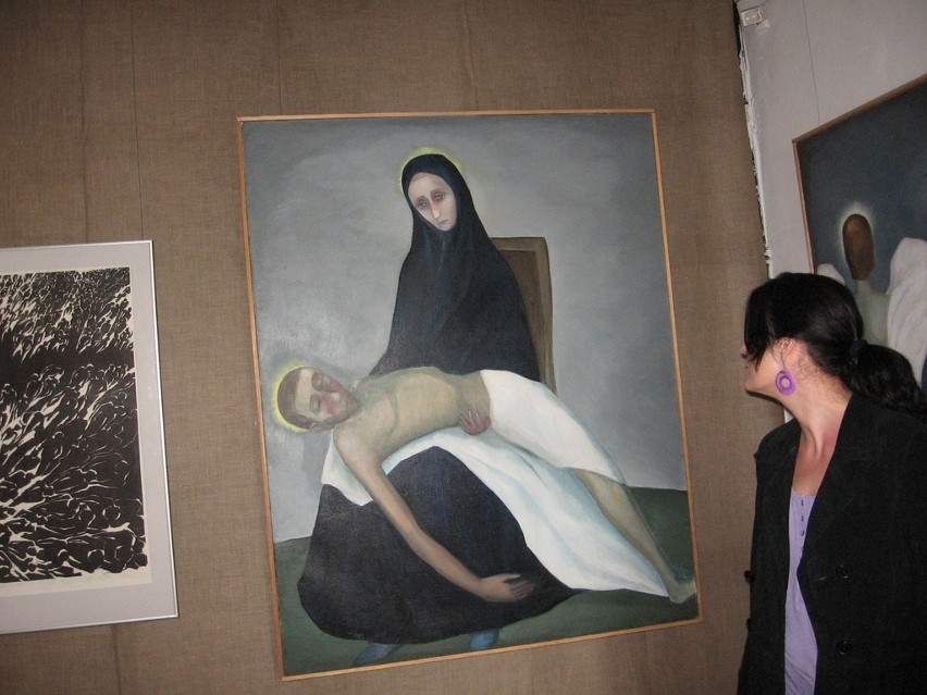 Krystyna Brzechwa w swoim dziele "Pieta",  ukazuje matkę...