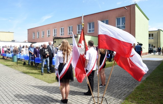 Pamiątkowe zdjęcia naszego fotoreportera z rozpoczęcia szkolnej przygody