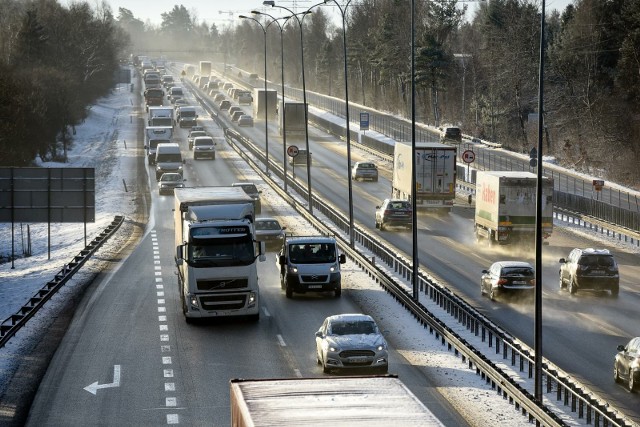 Ogromny korek na Obwodnicy Trójmiasta. Drogowcy zamknęli jeden pas w kierunku Gdyni i Gdańska