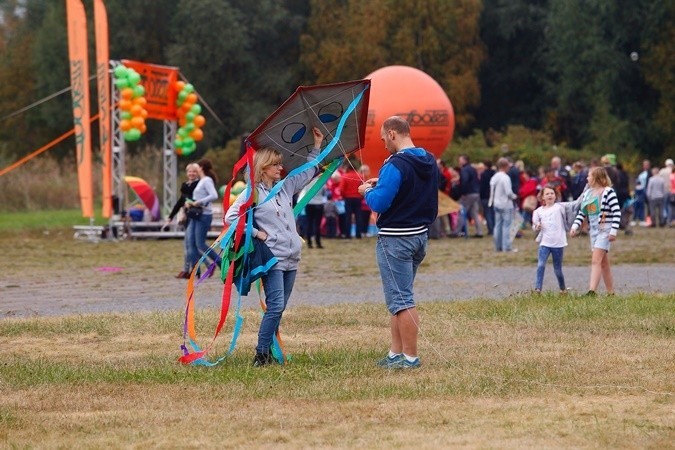 Święto Latawca na lotnisku w Dąbiu [zdjęcia]