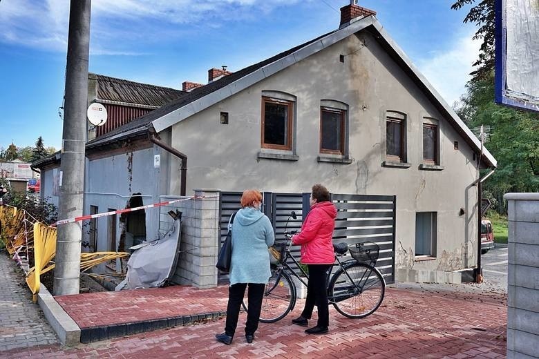 Konstantynów Łódzki. Zrujnowany przez odurzoną 23-latkę dom pod okiem ekspertów