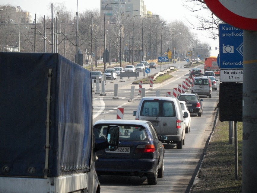 Remont DK 94 w Bytomiu rozpoczęty. Uważajcie na korki na Wrocławskiej ZDJĘCIA