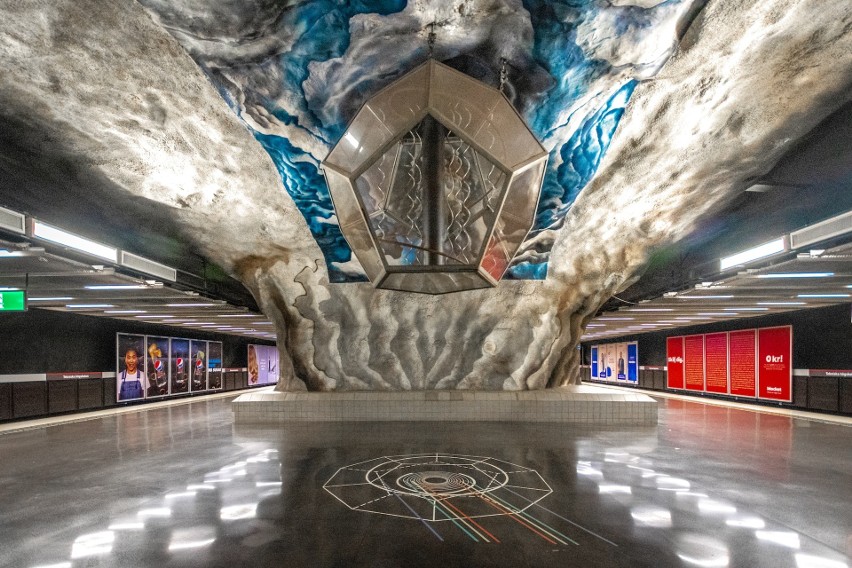 Metro w Sztokholmie jest nazywane najdłuższą galerią sztuki...