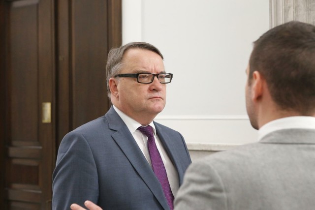 Marek Biernacki odniósł się do sprawy sędziego Szmydta, który uciekł na Białoruś.