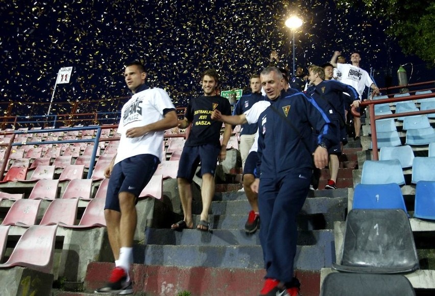 Nocna feta na stadionie Pogoni. 8 lat temu Pogoń wróciła do Ekstraklasy                       