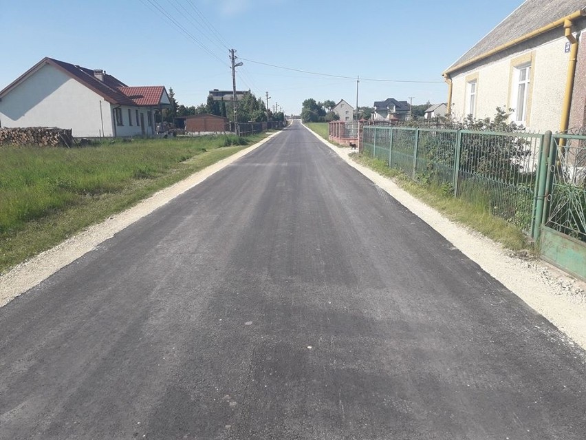 Nowa droga w Ludyni w gminie Krasocin. Gotowy jest też przystanek kolejowy Ludynia Dwór (ZDJĘCIA)