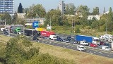 Autostrada A4 w Katowicach zablokowana. Rozlany beton blokował przejazd na trasie do Krakowa