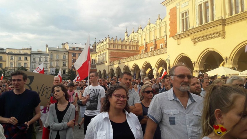 24 lipca 2017. Protest w obronie niezależności sądów na...