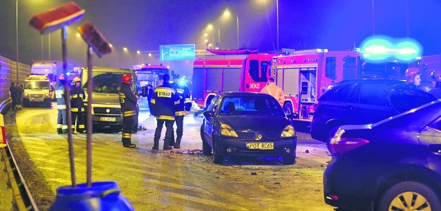 Po ministrze Macierewiczu trzeba na drodze nr 10 w gminie Lubicz nie tylko posprzątać, ale i przebudować trasę, aby była bezpieczniejsza i nie korkowała się. Podobno są na to duże szanse.