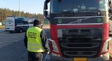 Kierowca ciężarówki przewoził do Belgii towar pochodzący z Chin. Nie miał wymaganych dokumentów. Zapłaci wysoki mandat! 