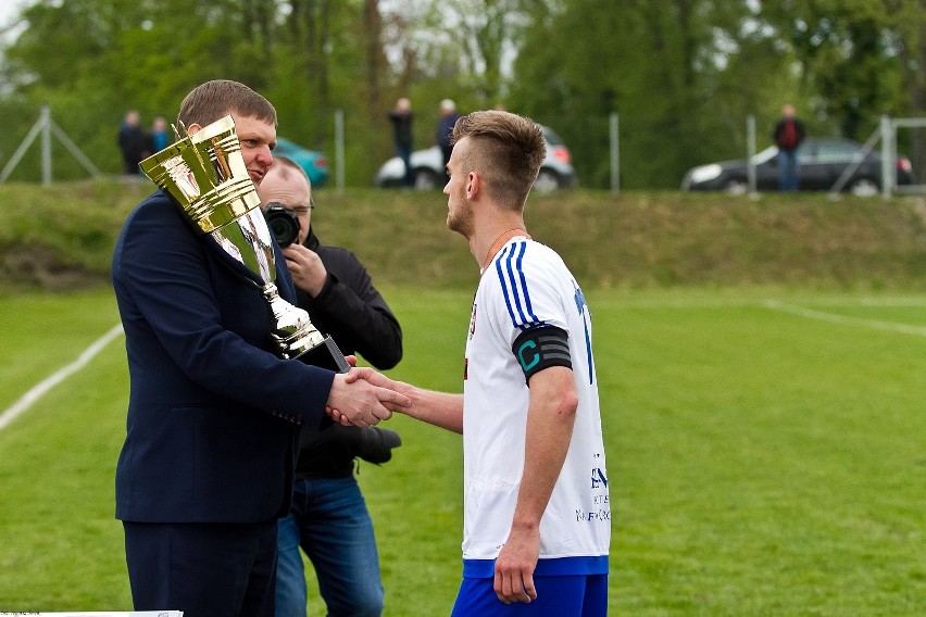 W finale Pucharu Polski okręgu Krosno Karpaty Krosno okazały...