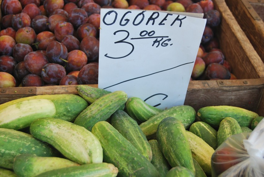 Na straganie w dzień targowy... Ile kosztują owoce i warzywa w Lublinie? Sprawdziliśmy 