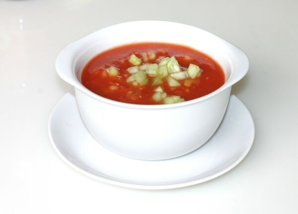 Zimna zupa z pomidorów
