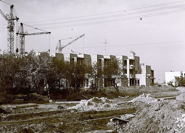 1980 rok. Budowa osiedla PR 5 w Zamościu. 