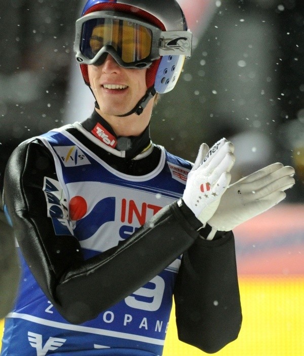 Kamil Stoch wygrywa w piątek Puchar Świata...