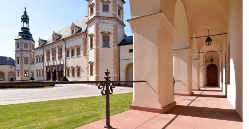 Konferencja naukowa odbędzie się w budynku dawnego Pałacu Biskupów Krakowskich przy placu Zamkowym 1.