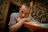 Gdynia: Zbigniew Płocki patrzy, jak umierają jego bliscy i cierpi z powodu bezdusznych przepisów