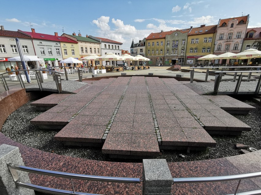 Rynek w Chrzanowie przez remontem, 2 sierpnie 2021