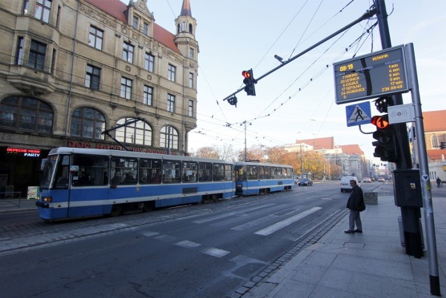 Nowe rozjazdy tramwajowe pojawią się także na skrzyżowaniu Świdnickiej i Podwala