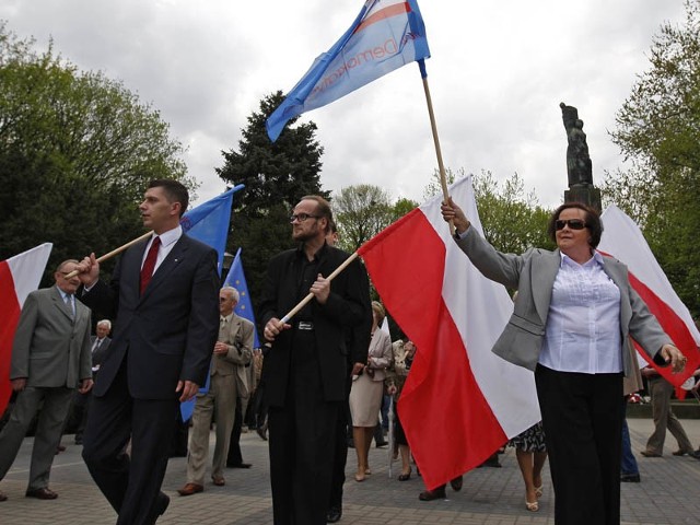 Obchody dnia 1 Maja w RzeszowieObchody dnia 1 Maja w Rzeszowie. Marsz dzialaczy i sympatyków podkarpackiej Lewicy.