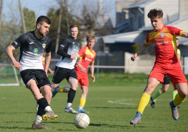 Stal Kunów zremisowała z Orliczem Suchedniów 0:0