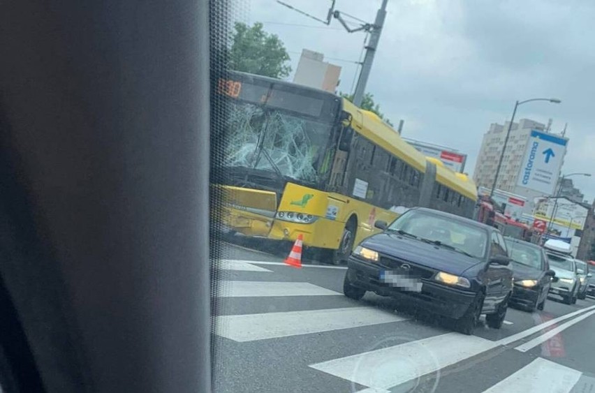 W zderzeniu autobusu w Chorzowie na szczęście nikt nie...