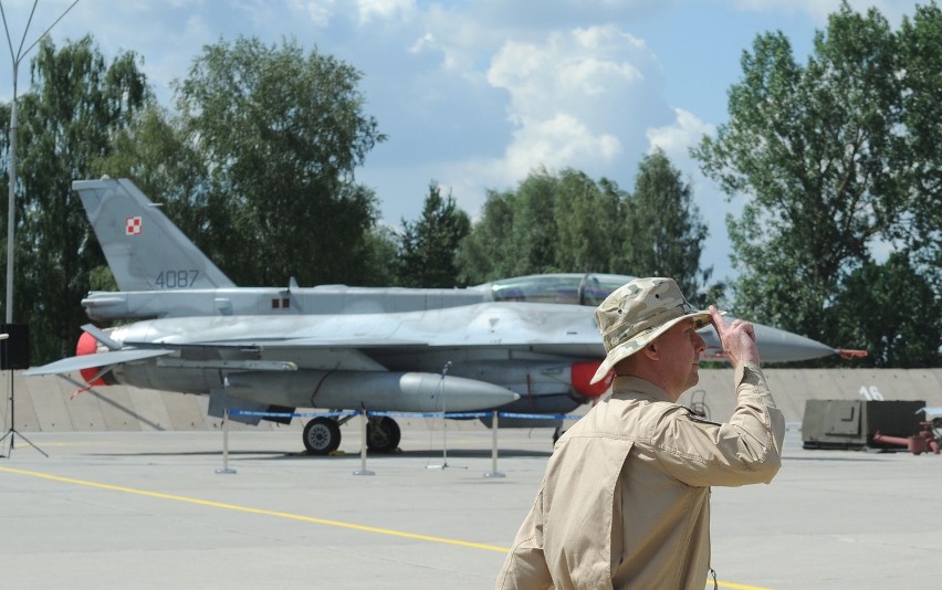 Polski samoloty myliiwskie F-16 przechwyciły maszynę z Rosji