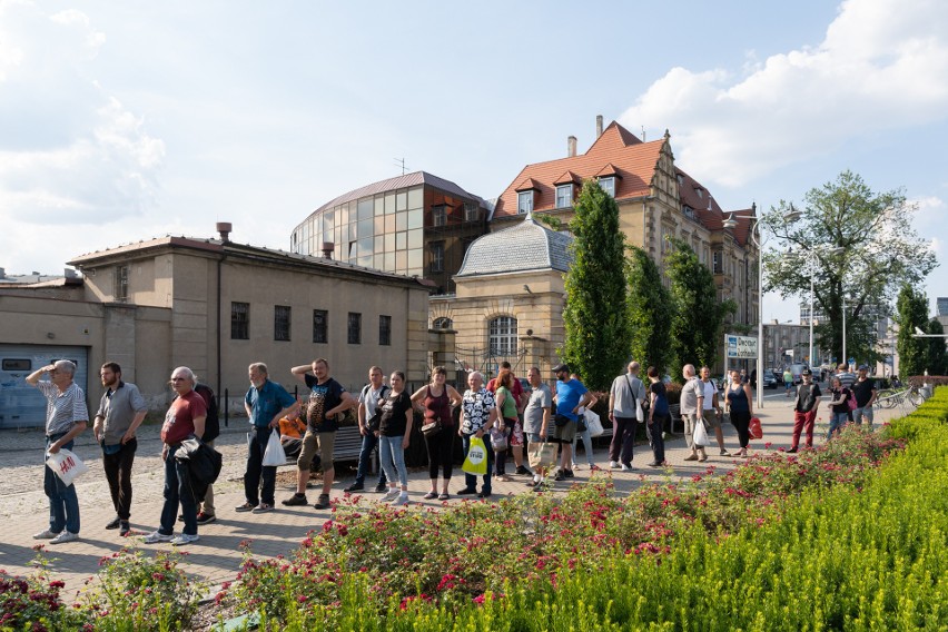 Jeśli nie wiecie, po co ta kolejka na Dworcu Zachodnim - to...