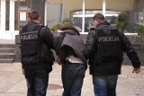 Policja zatrzymała 7 pseudokibiców organizujących ustawki