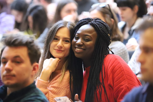 Uniwersytet Łódzki przywitał w poniedziałek (18 lutego) studentów zagranicznych, którzy zaczynają w semestrze wiosennym naukę w UŁ