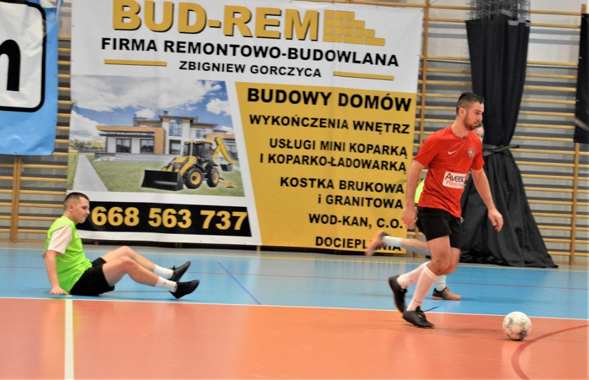 Proszowicka liga futsalu. Młode Ziemniaki i Arobus w finale