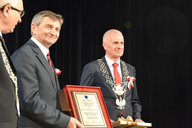 Marszałkowi Sejmu Markowi Kuchcińskiemu wręczono tytuł Honorowego Obwywatela Miasta Przemyśla.
