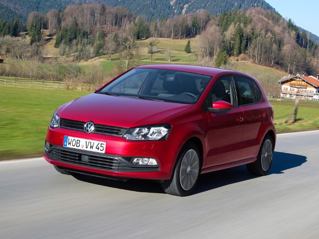 Obecnie na rynku obecna jest piąta generacja auta, która zadebiutowała w 2008 roku. W 2014 roku auto przeszło face-lifting / Fot. Volkswagen