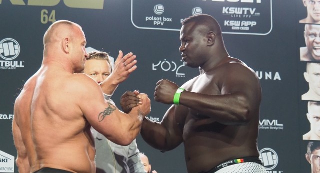 W ostatniej walce Mariusz Pudzianowski pokonał Senegalczyka Sergine Ousmane Dię „Bombardiera”.