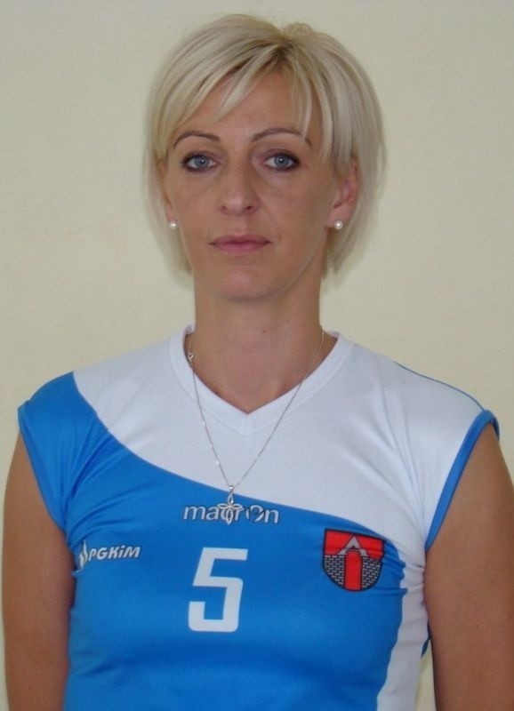 Marlena Mieszała jest środkową bloku drużyny Jedynki.