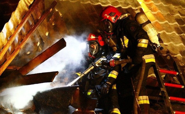 Międzyrzecze. Pożar domu jednorodzinnego