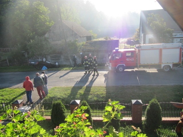 Tragiczny wypadek w Śmiechowicach. Opel vectra uderzył w...