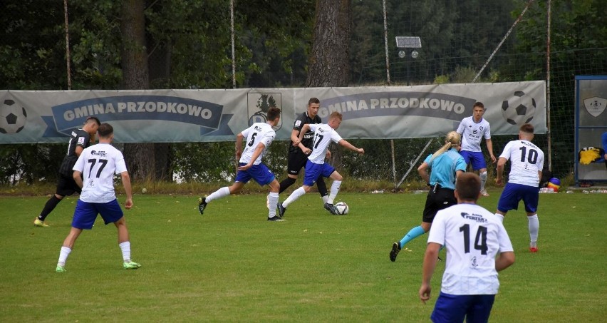 Zdjęcia z meczu GKS Przodkowo - Zawisza Bydgoszcz.