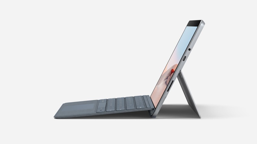 Nowa generacja Surface Go już w Polsce. To najtańsze urządzenie 2 w 1 Microsoftu
