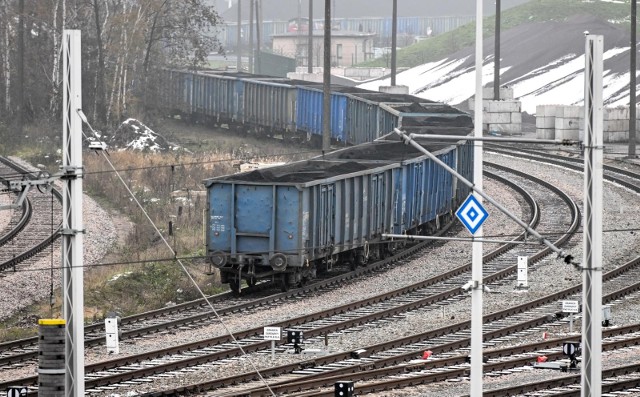 Port Gdańsk zapowiada koniec problemów z pyłem. Zakupione kurtyny wodne oraz zraszacze