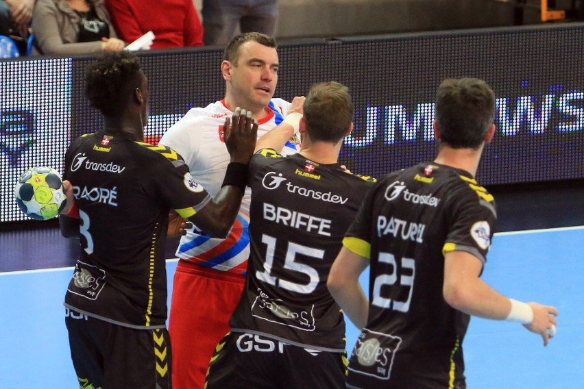 W meczu Pucharu EHF piłkarze ręczni Azotów Puławy przegrali w Lublinie z francuskim Chambery Savoie Mont Blanc Handball