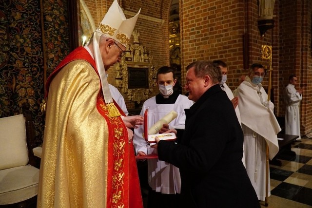 Znany i zasłużony poznański lekarz, dr hab. Szczepan Cofta został wyróżniony najwyższym odznaczeniem Stolicy Apostolskiej. Otrzymał z rąk Papieża Franciszka order „Pro Ecclesia et Pontifice”. 
