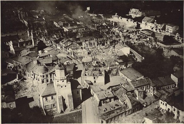 Zbombardowany przez Luftwaffe Wieluń, 1 września 1939 roku