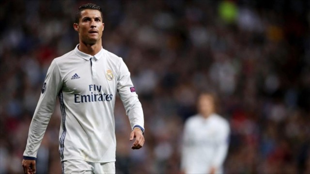 Cristiano Ronaldo tym razem nie wpisał się na listę strzelców, ale razem z kolegami z Realu i tak wróci do Madrytu w dobrym nastroju
