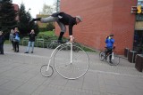 Piknik rowerowy przed Galerią Łódzką - na czasie i w stylu retro. Zobaczcie zdjęcia